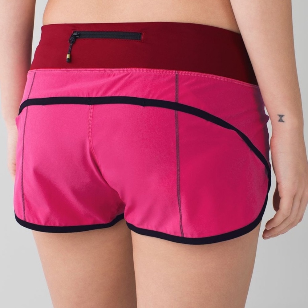 Lululemon Run: Speed Shorts Jewelled Magenta Dash